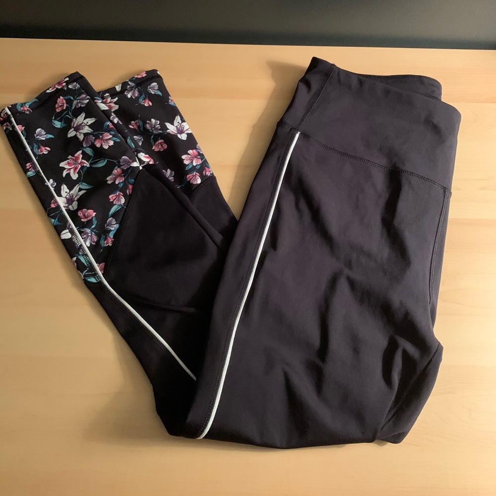 Reitmans Leggings with Patterned Floral Ankles